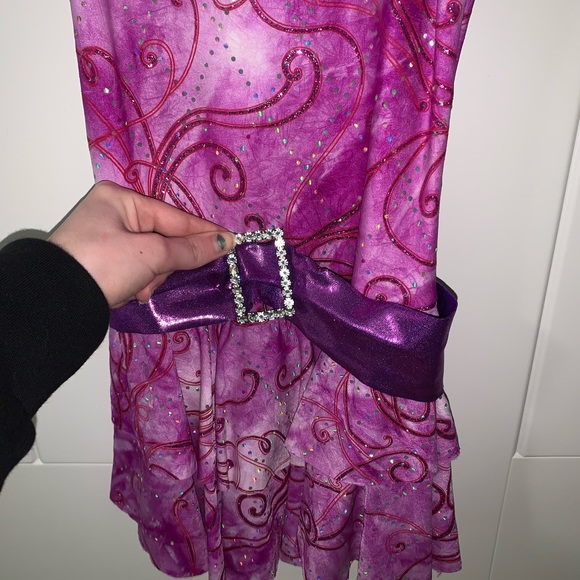 Dance costume - Picture 3 of 4